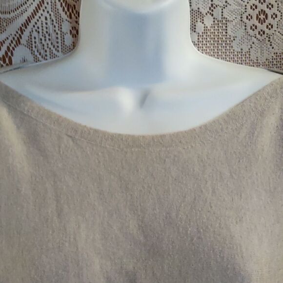 Milano Size Women's XL Classic‎ Neutral Beige Sweater Open Weave Studded Sleeve - Picture 2 of 10